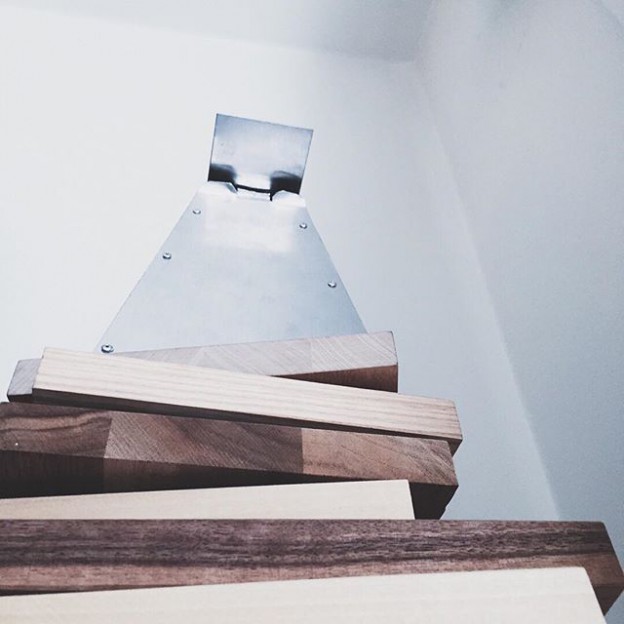 #stuff #office #prototype #cult #tray #speaker #wood #alluminium