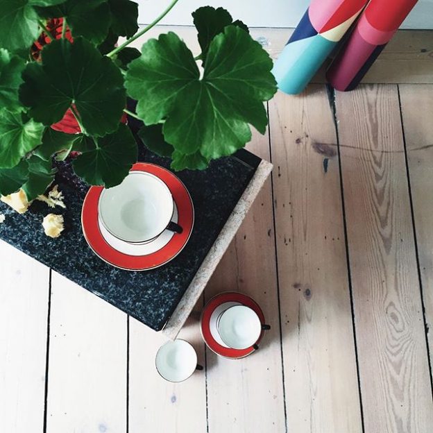 #straightdesign #coffee #monday #field #hranit #marble #table #stone #pattern #rum809 #morning #waiting #coffeegram #productdesign #swedishdesign #scandinaviandesign #stockholm #sweden