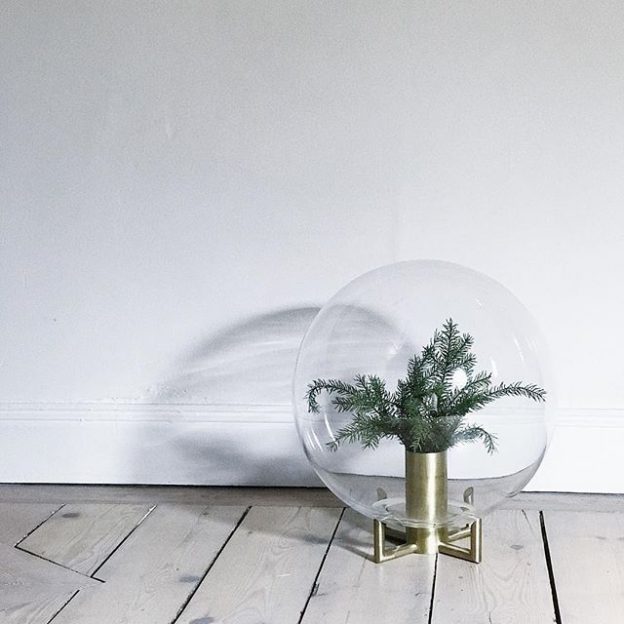 #december #straightdesign #klong #vase #orb #brass #interior #productdesign #klongvas #stockholm #vasastan #sweden #furniture #scandinaviandesign