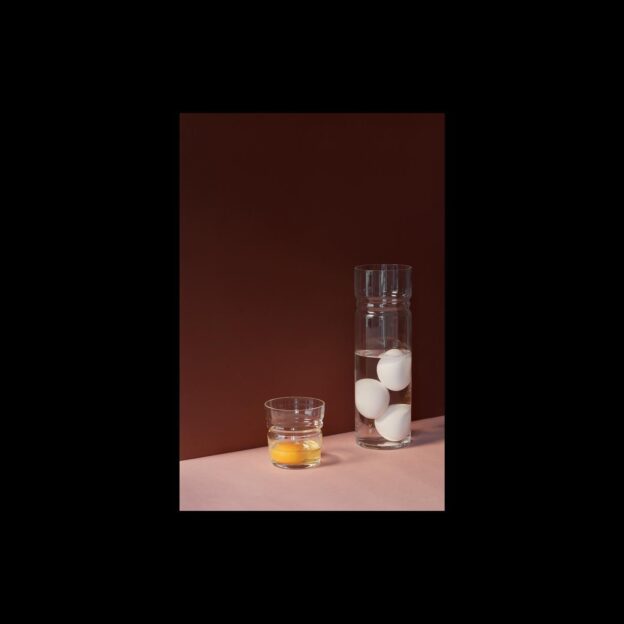 Glass and carafe Krås for Designtorget.Styled by Jessica Lagerman, shot by Mathilda Werngren.
